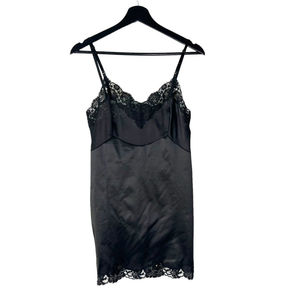 Vintage 60s Vanity Fair Black Antron Nylon Lace Above Knee Slip Small